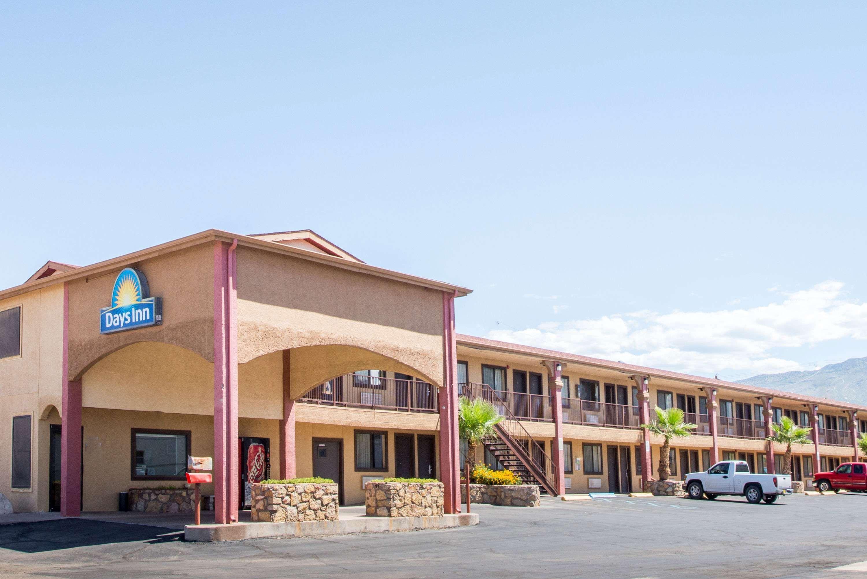 Days Inn By Wyndham Alamogordo White Sands Esterno foto