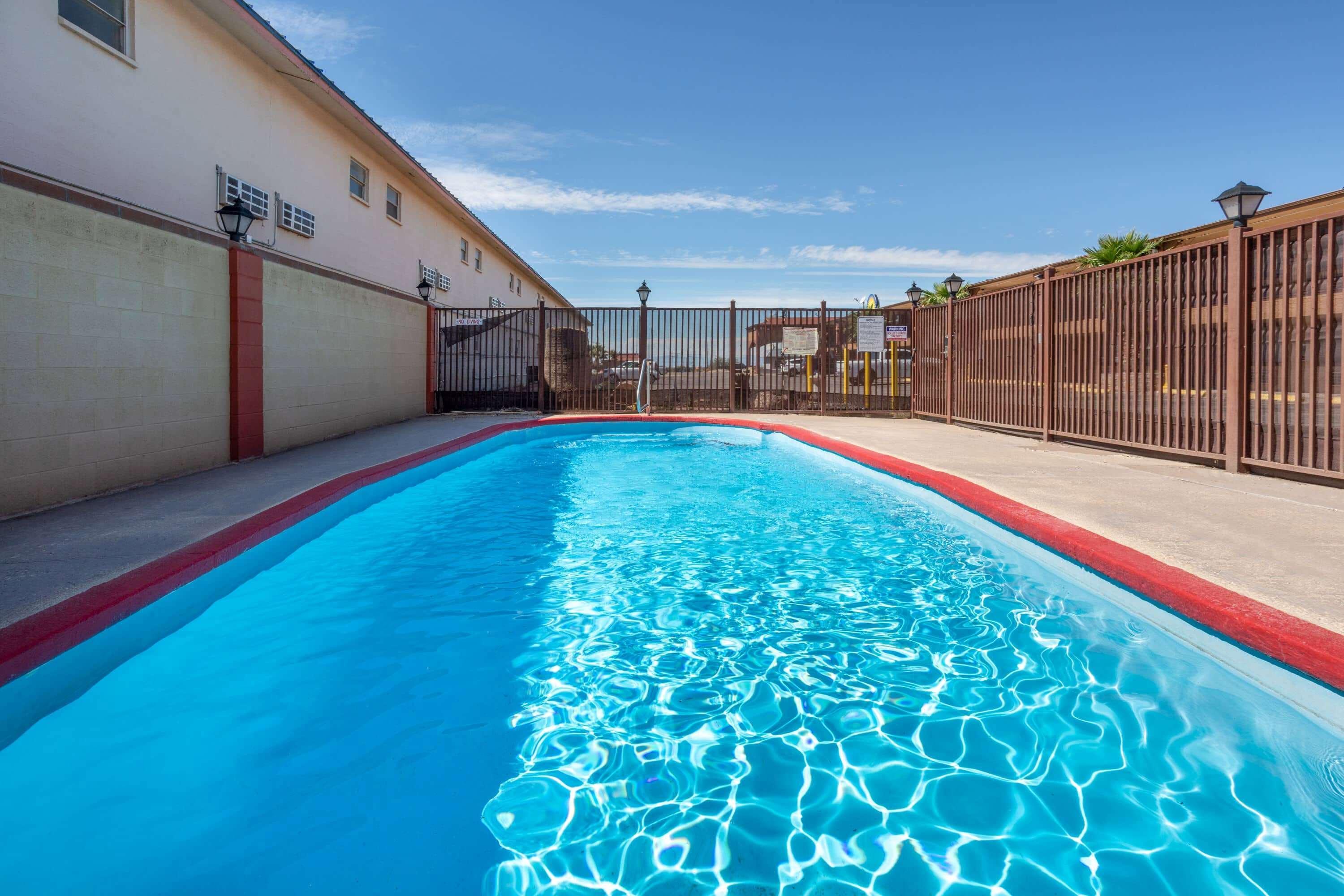 Days Inn By Wyndham Alamogordo White Sands Esterno foto