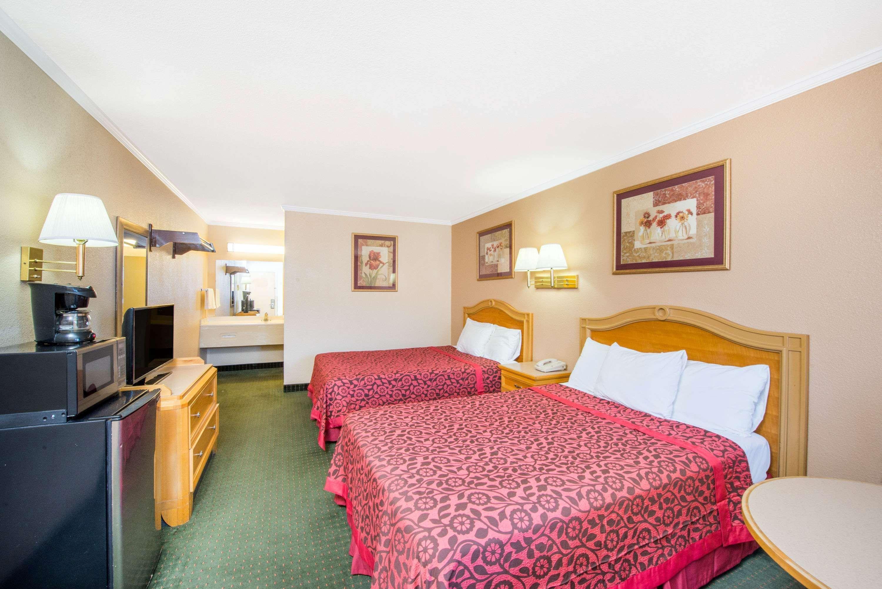 Days Inn By Wyndham Alamogordo White Sands Esterno foto
