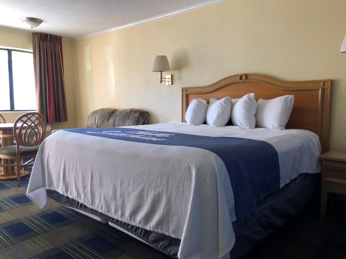 Days Inn By Wyndham Alamogordo White Sands Esterno foto